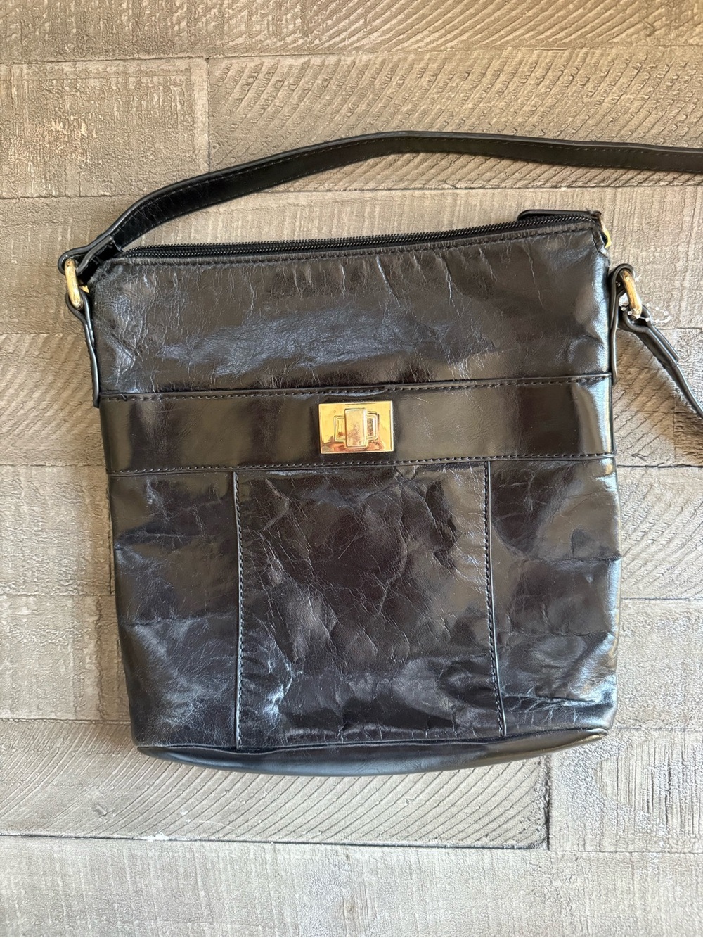 Vintage Gianni Bernini Genuine Leather Black Crossbody Bag Gold Hardware